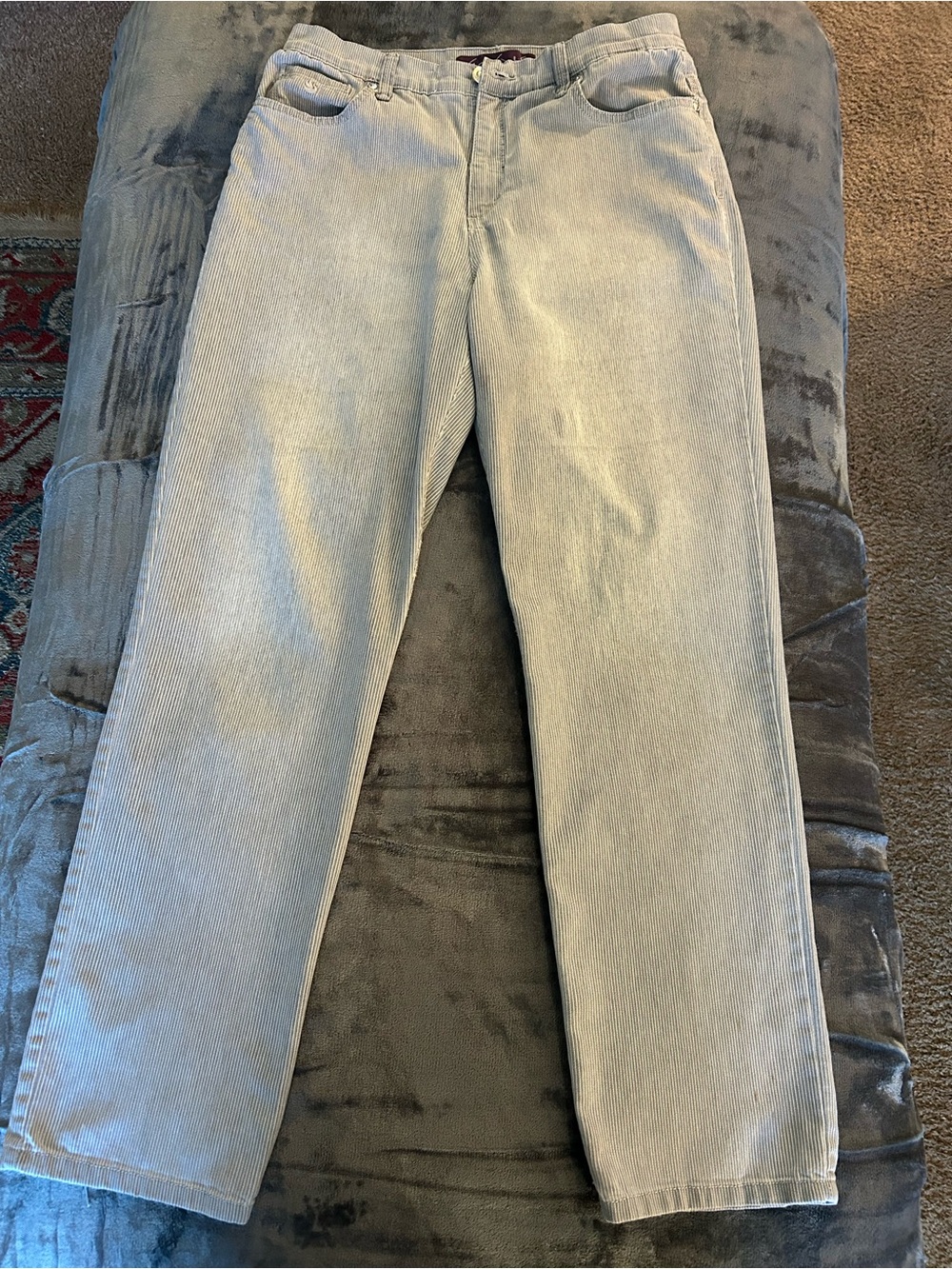 Gloria Vanderbilt Light Gray & White  Pinstripe Pants